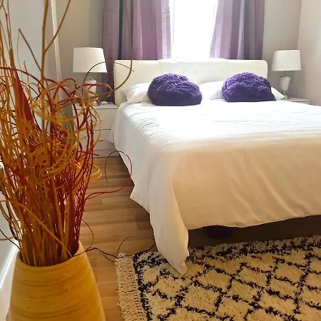 3 Bed Luxury Town Center Apartment With 50 Inch 4K Tv Нортхемптон Экстерьер фото